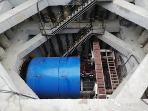 滨海路桥公司咸阳路污水处理厂配套管网工程首段顶管施工圆满完成